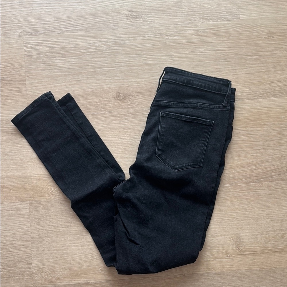 12 tall Old Navy rockstar super skinny extra high rise Jeans
